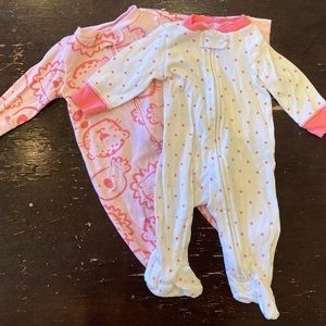 Adorable set of sleepers (3mos)